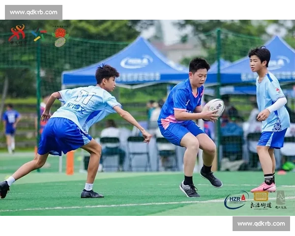 少年绿茵 1v1：脚下技巧藏惊艳